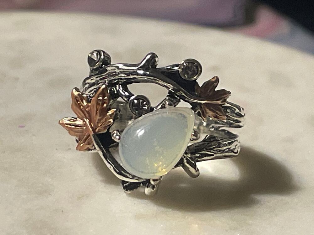 Size 6 fall winter leaf leaves Holliday ring